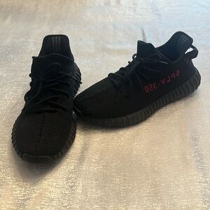 Yeezy Shoes